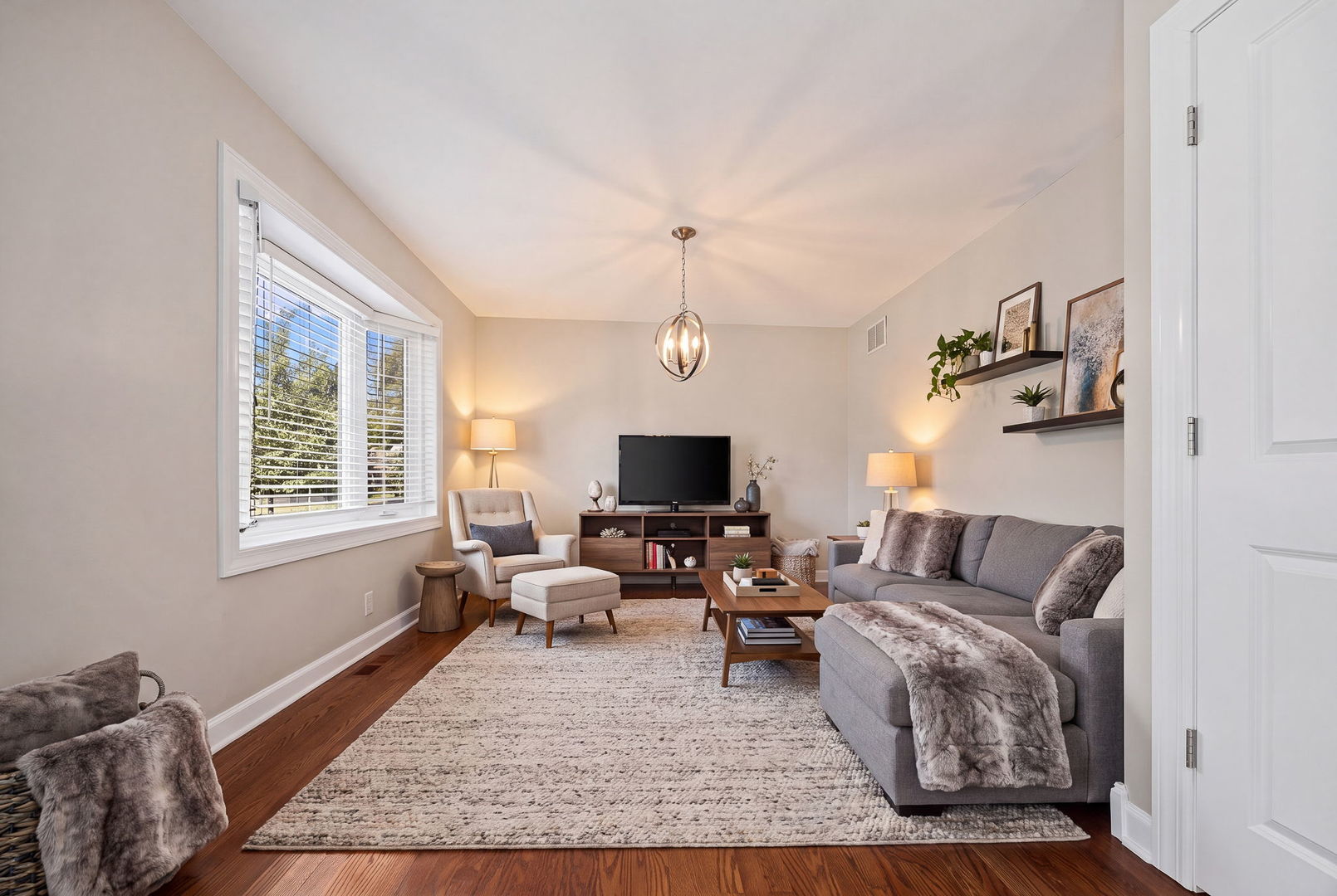 3rd image of 337 Sheldon Ave, Downers Grove, IL 60515 | MLS# 12714180