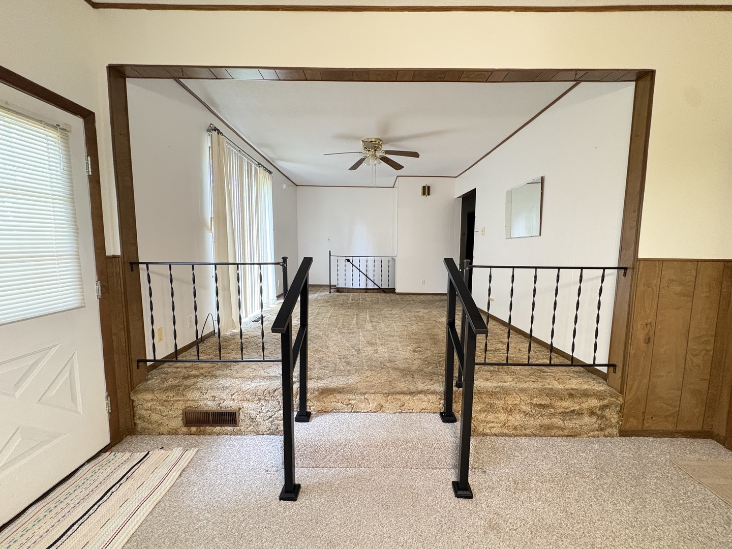 Homes for sale in Desoto, IL | 205 N Poplar St, Desoto, IL 62924 | MLS# 12714206