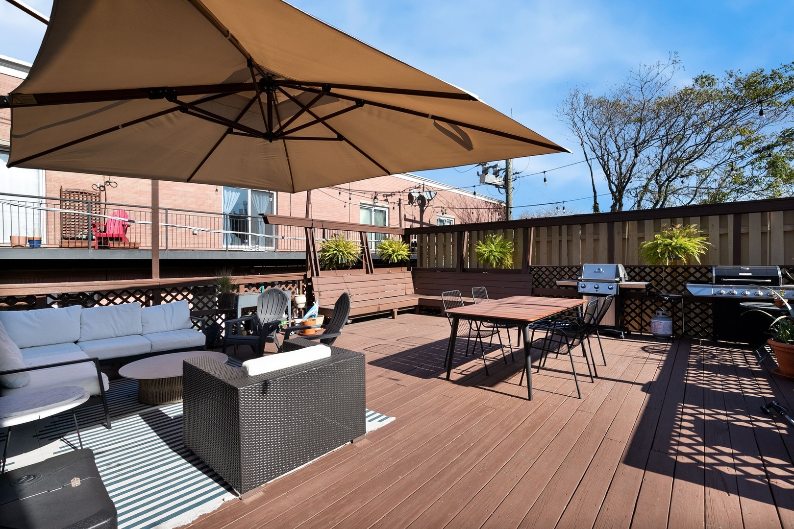 2nd image of 958 W Willow St, Chicago, IL 60614