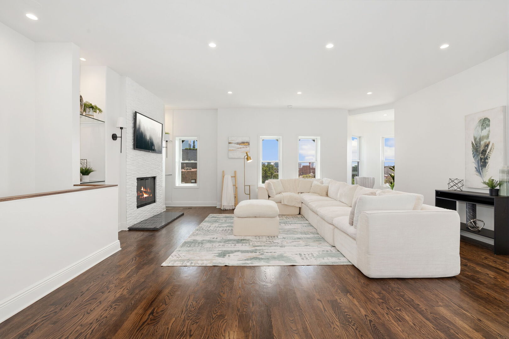 4th image of 958 W Willow St #4, Chicago, IL 60614 | MLS# 12714207