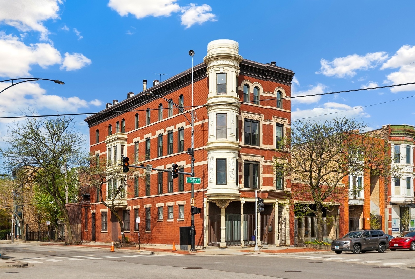 1st image of 958 W Willow St #4, Chicago, IL 60614 | MLS# 12714207