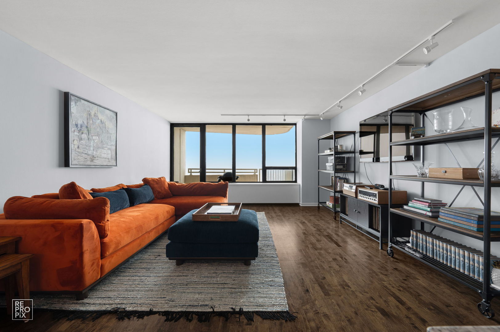 3rd image of 3930 N Pine Grove Ave #2903, Chicago, IL 60613 | MLS# 12714248