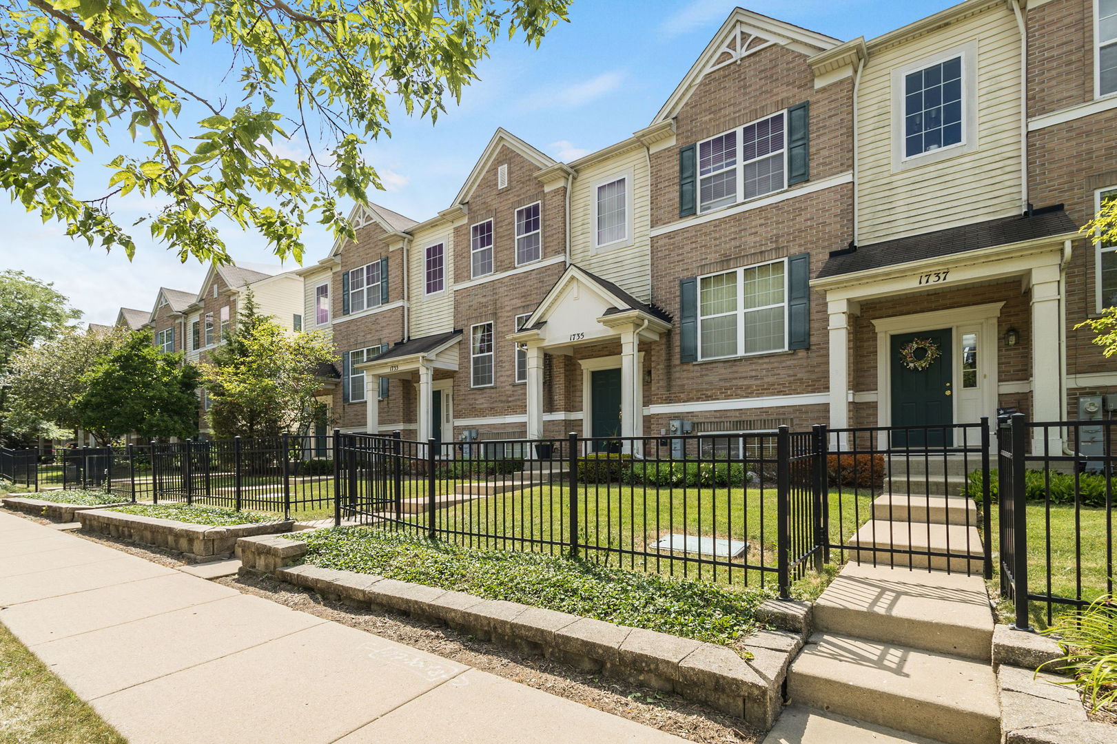 Homes for sale in Hanover Park, IL | 1737 Maple Ave, Hanover Park, IL 60133 | MLS# 12714338
