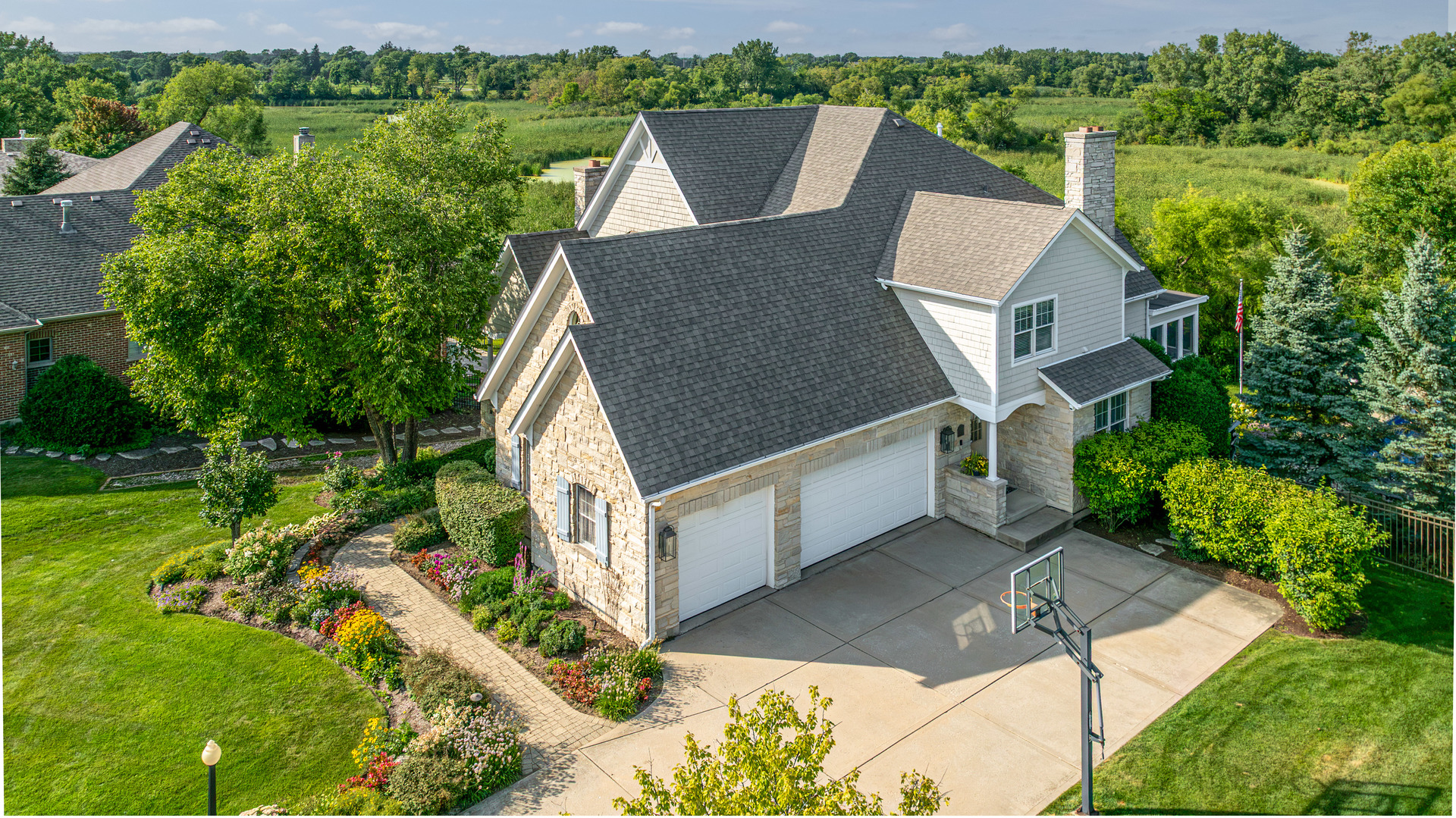 3rd image of 13487 Cambridge Dr, Lemont, IL 60439 | MLS# 12714392