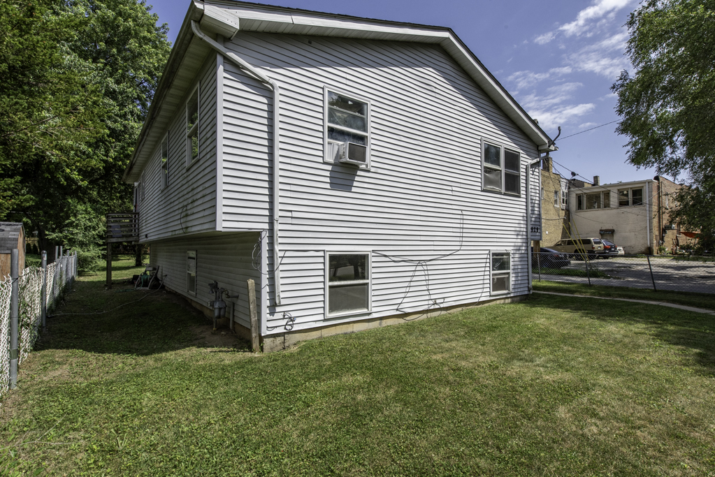 25th image of 929 Adams St, Waukegan, IL 60085 | MLS# 12714447