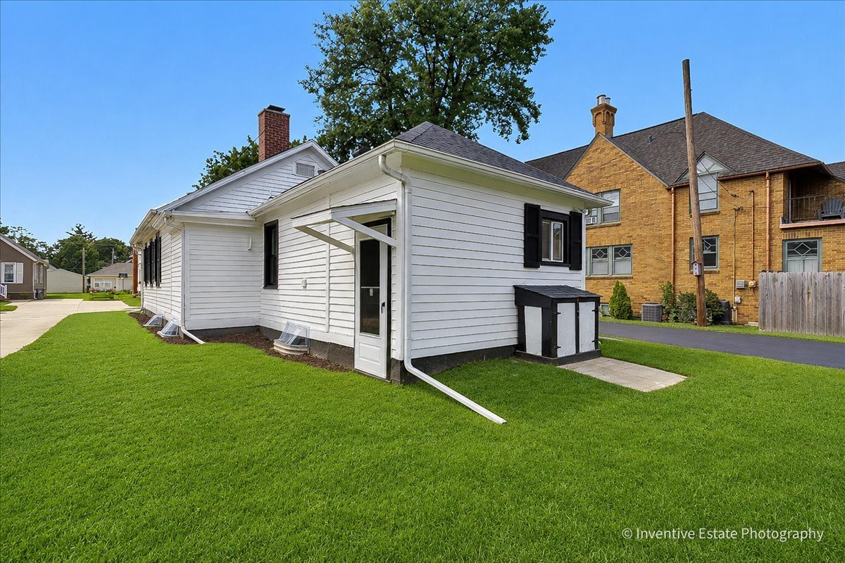 21st image of 408 Marcy St, Ottawa, IL 61350 | MLS# 12714450