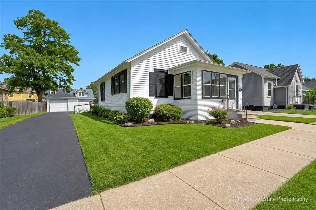 3rd image of 408 Marcy St, Ottawa, IL 61350 | MLS# 12714450