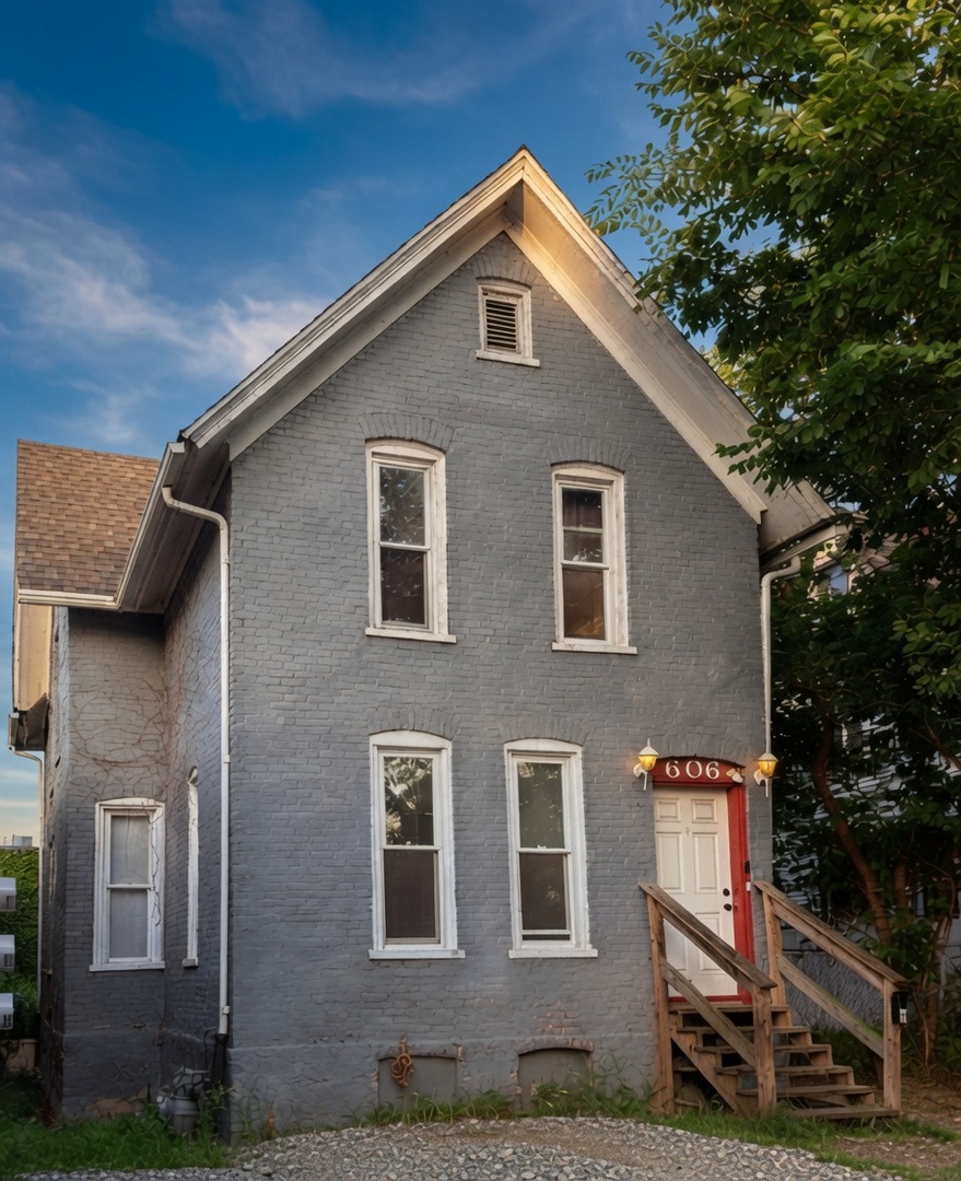 12th image of 606 S 6th St, Rockford, IL 61104 | MLS# 12714492