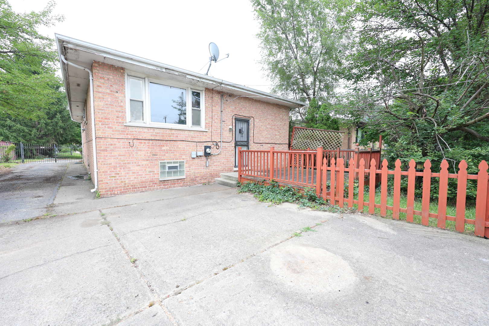 4th image of 15026 Diekman Ct, Dolton, IL 60419 | MLS# 12714529