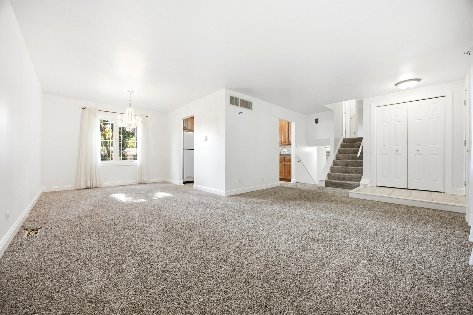 2nd image of 8016 Geneva St, Woodridge, IL 60517 | MLS# 12714553