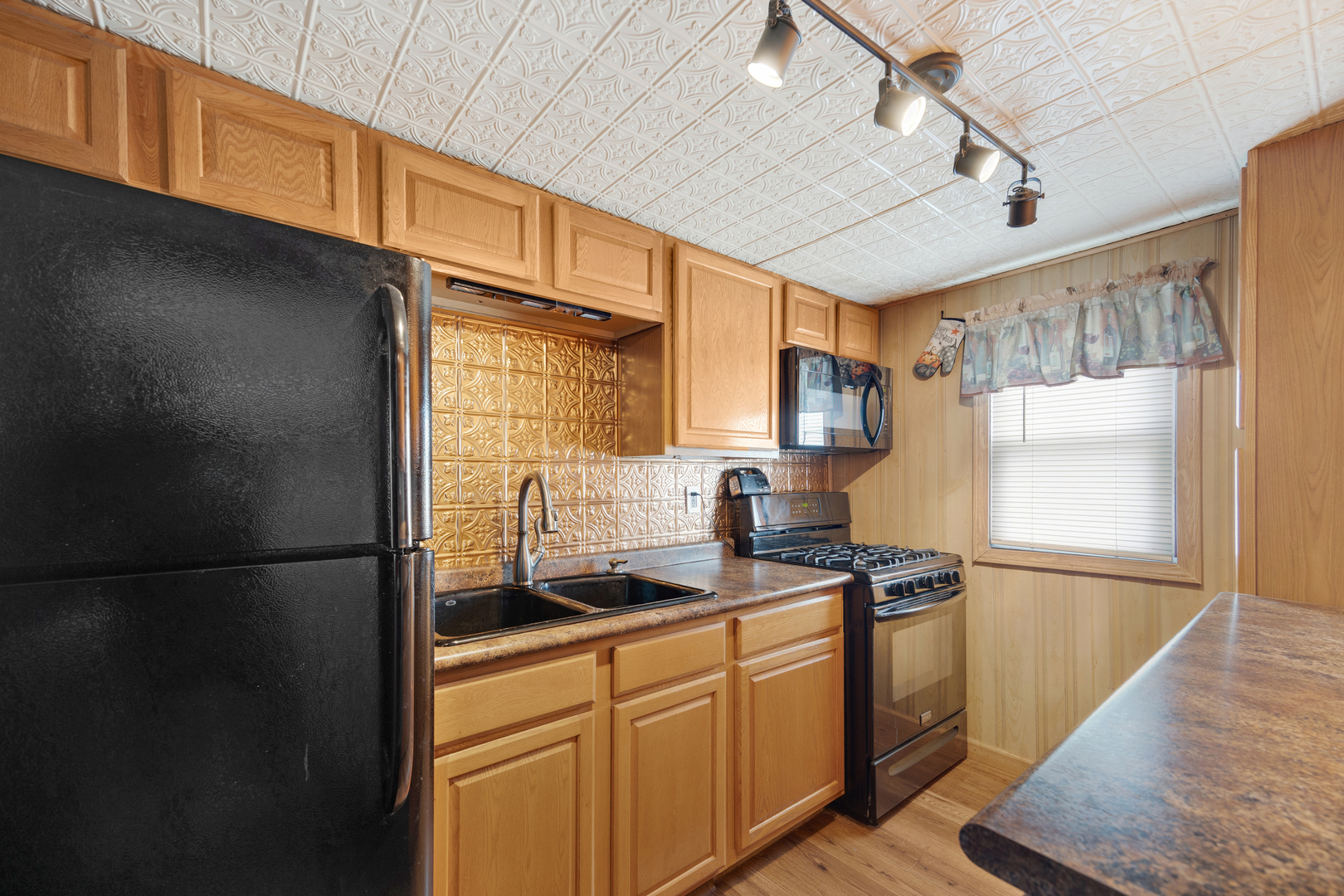 5th image of 304 Johnson St, East Dundee, IL 60118 | MLS# 12714582