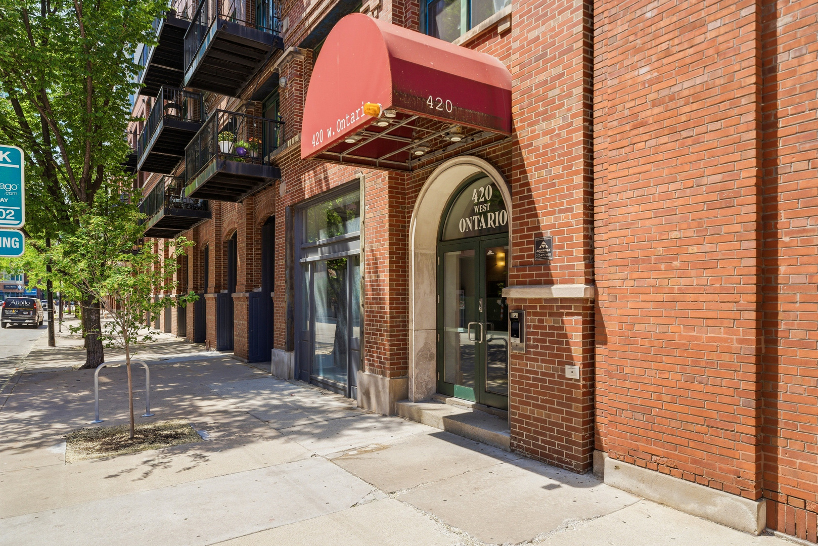 2nd image of 420 W Ontario St #304, Chicago, IL 60654 | MLS# 12714591