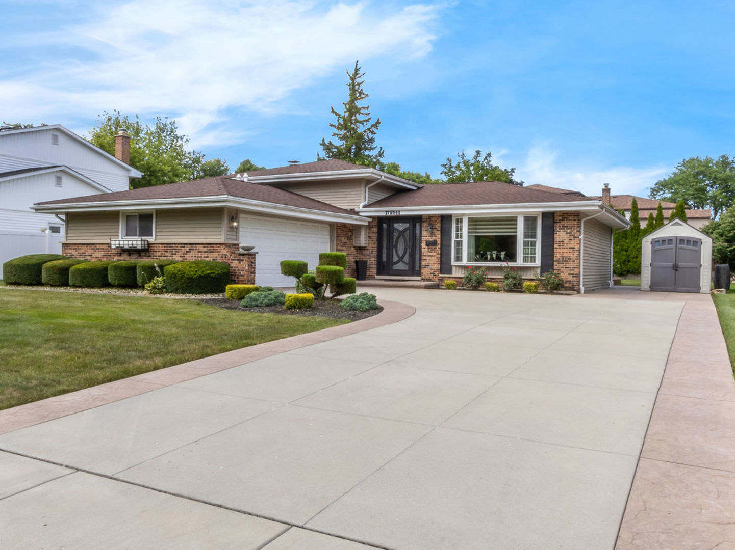 1st image of 17w544 Sutton Pl, Darien, IL 60561 | MLS# 12714656