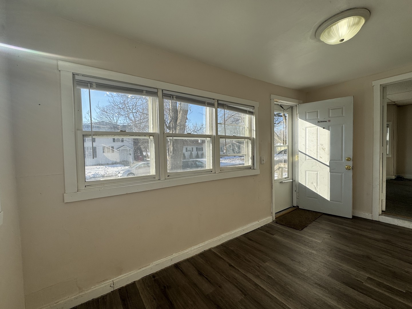 Homes for sale in Champaign, IL | 412 E Columbia Ave, Champaign, IL 61820 | MLS# 12714677