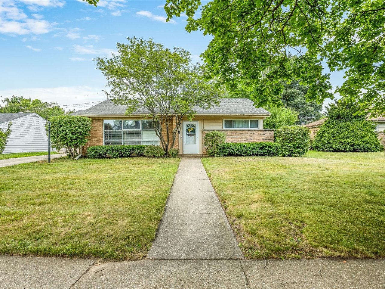 1st image of 4210 Buckingham Dr, Rockford, IL 61107 | MLS# 12714699