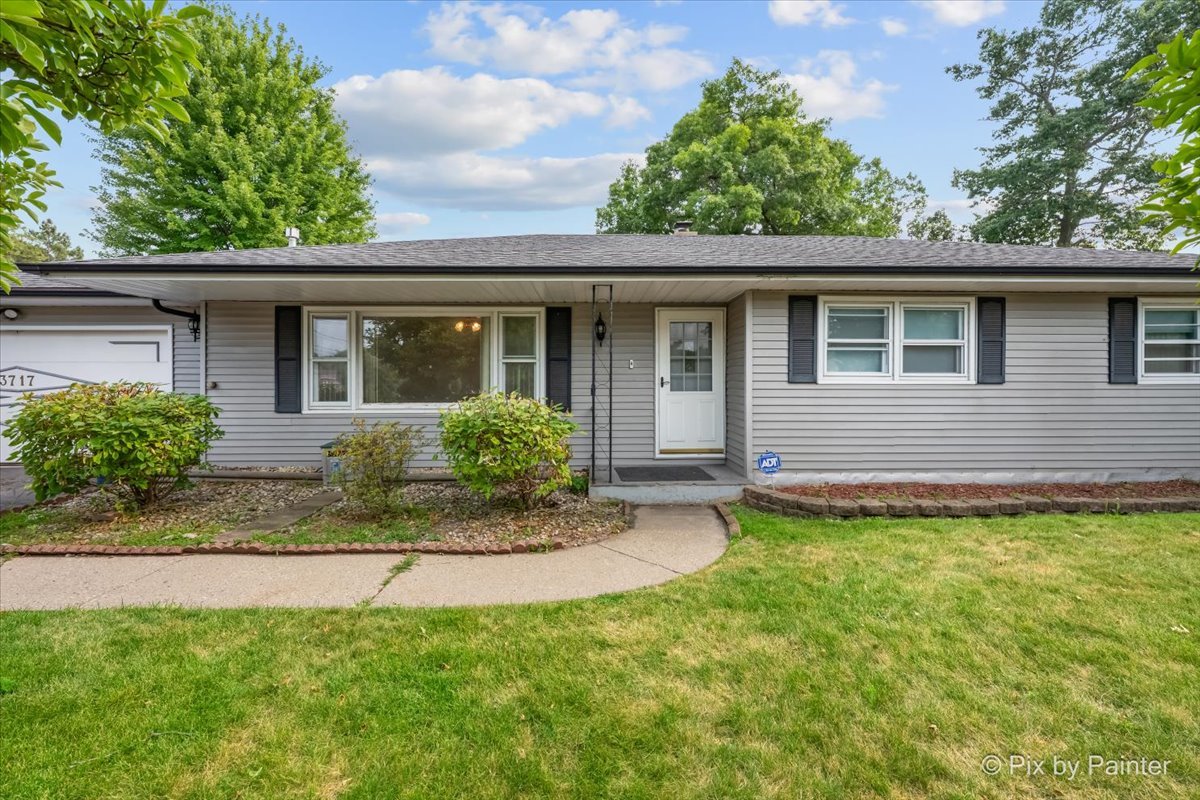 2nd image of 3717 Grandmore Ave, Gurnee, IL 60031 | MLS# 12714726