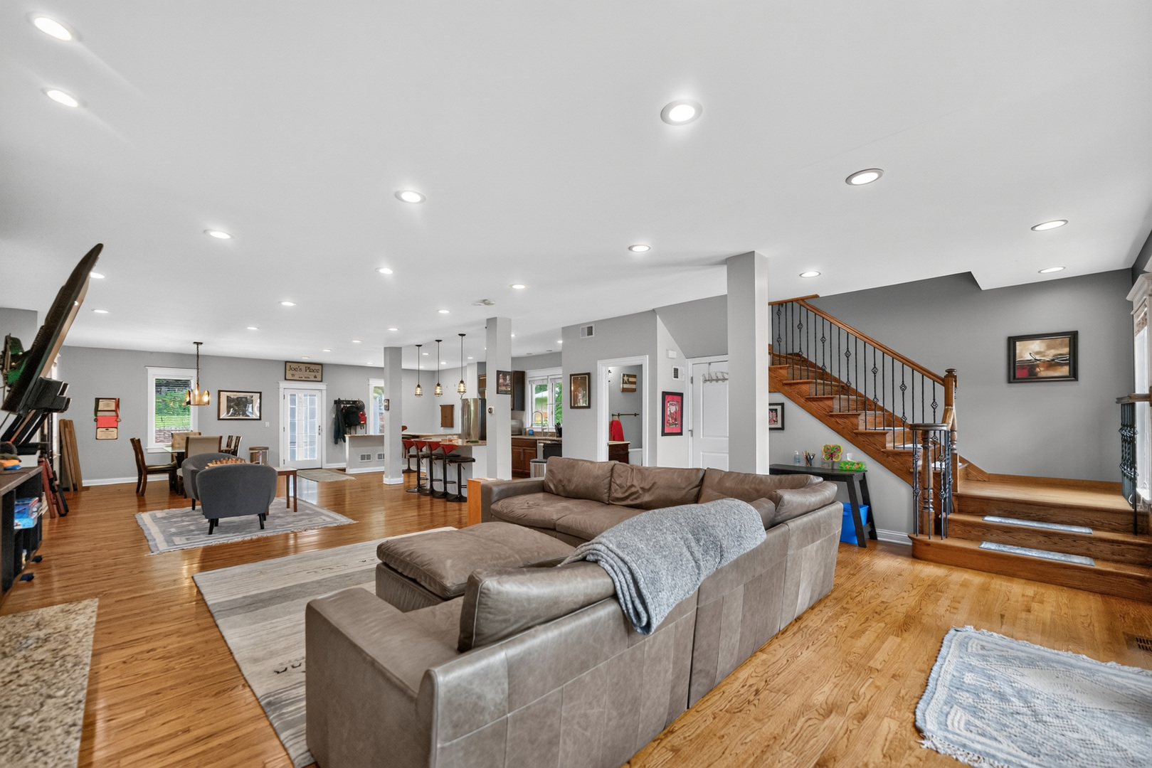 3rd image of 108 N Main St, Algonquin, IL 60102 | MLS# 12714730