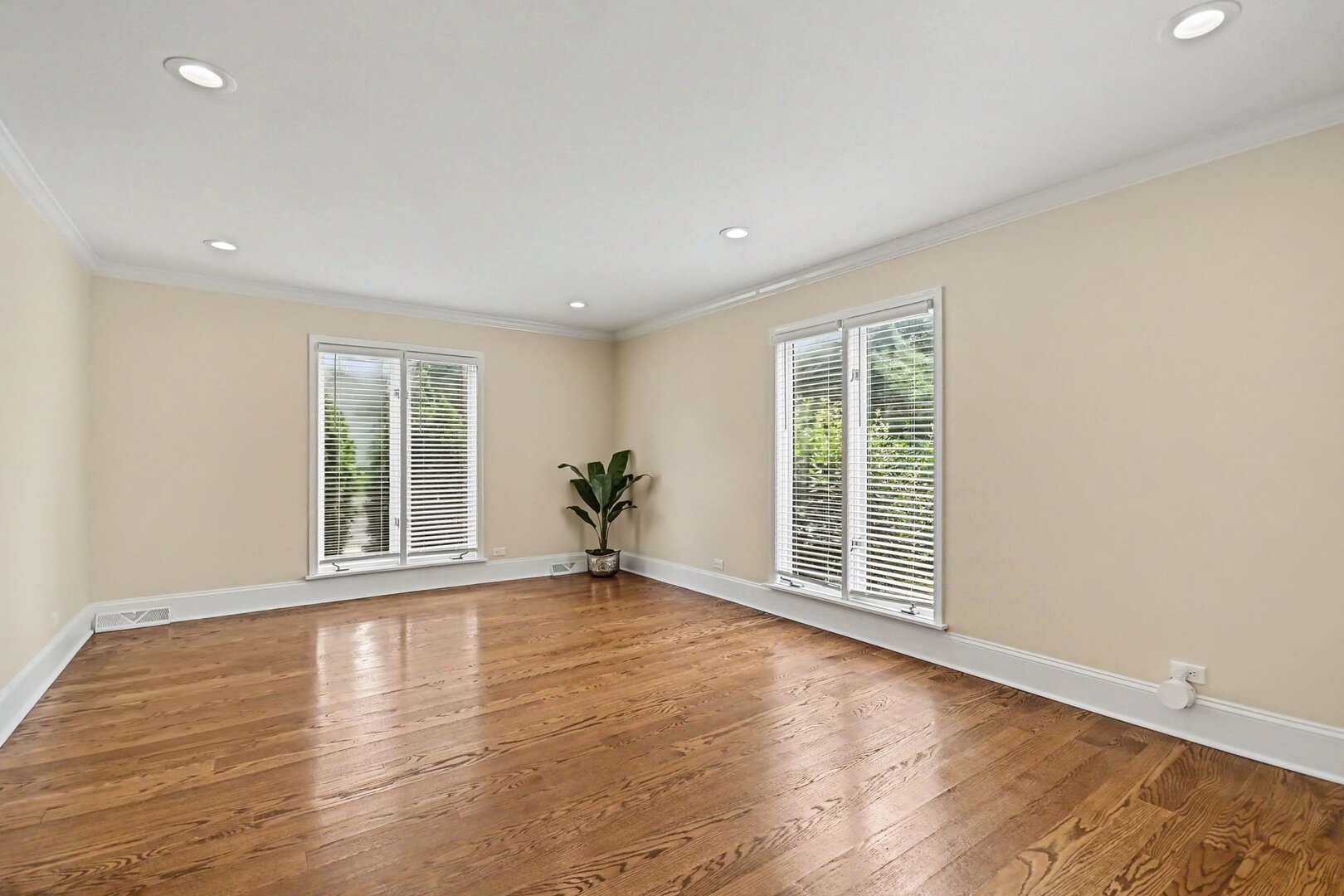 4th image of 615 E Bailey Rd, Naperville, IL 60565 | MLS# 12714794