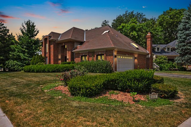 2nd image of 615 E Bailey Rd, Naperville, IL 60565 | MLS# 12714794