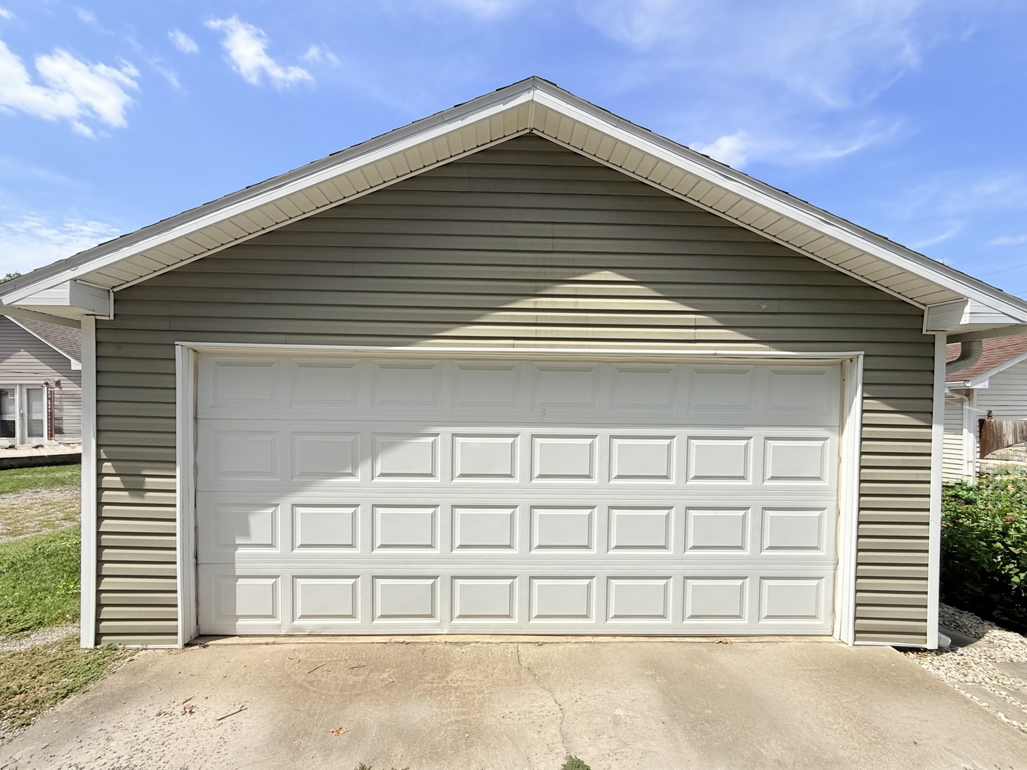 5th image of 109 W College St, Harrisburg, IL 62946 | MLS# 12714813