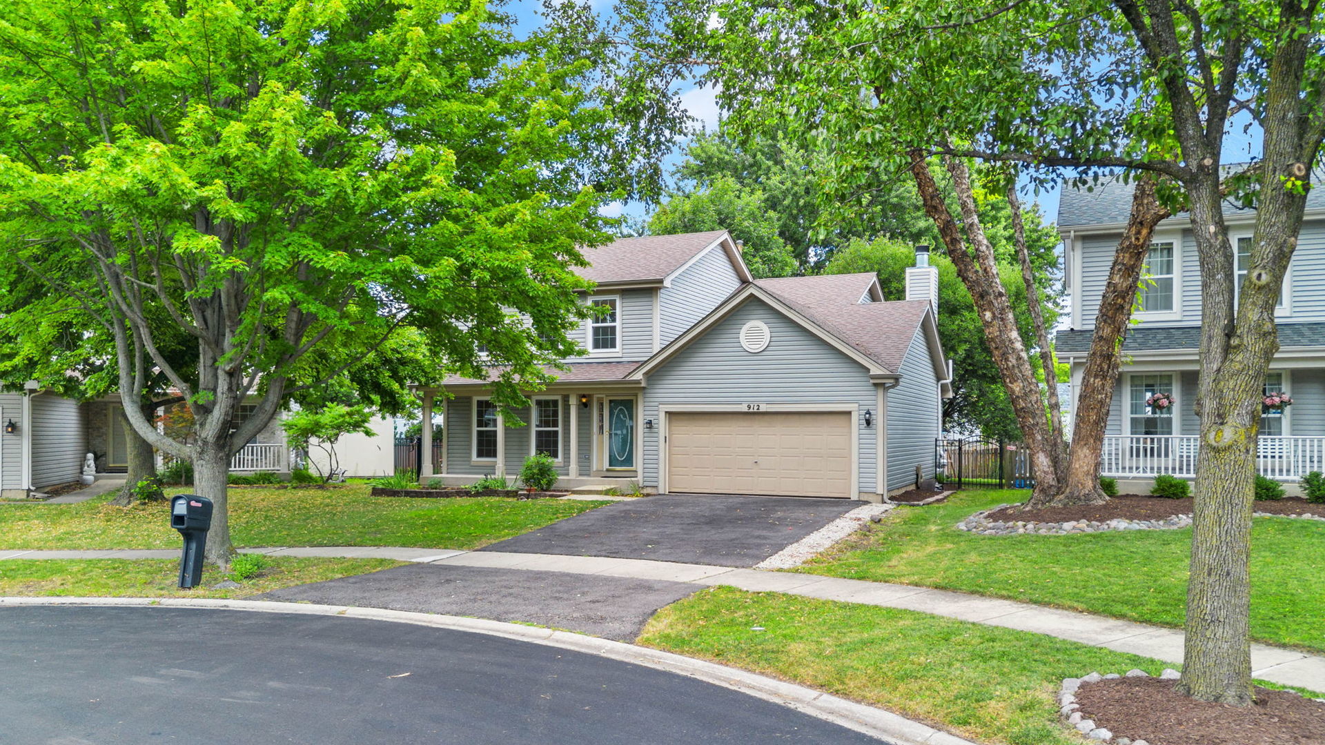 2nd image of 912 Matthew Ct, Naperville, IL 60540 | MLS# 12714839