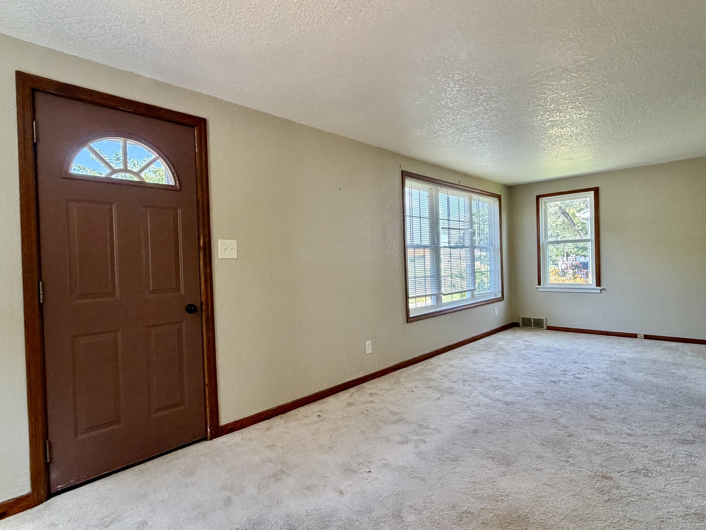 Homes for sale in Rock Falls, IL | 1417 10Th Ave, Rock Falls, IL 61071 | MLS# 12714846