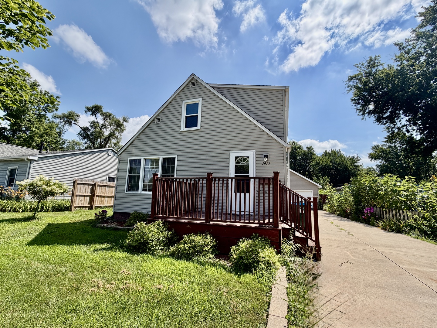 Homes for sale in Rock Falls, IL | 1417 10th Ave, Rock Falls, IL 61071 | MLS# 12714846