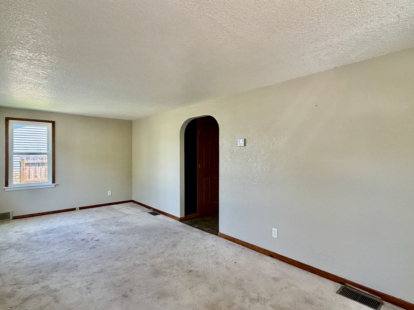 Homes for sale in Rock Falls, IL | 1417 10Th Ave, Rock Falls, IL 61071 | MLS# 12714846