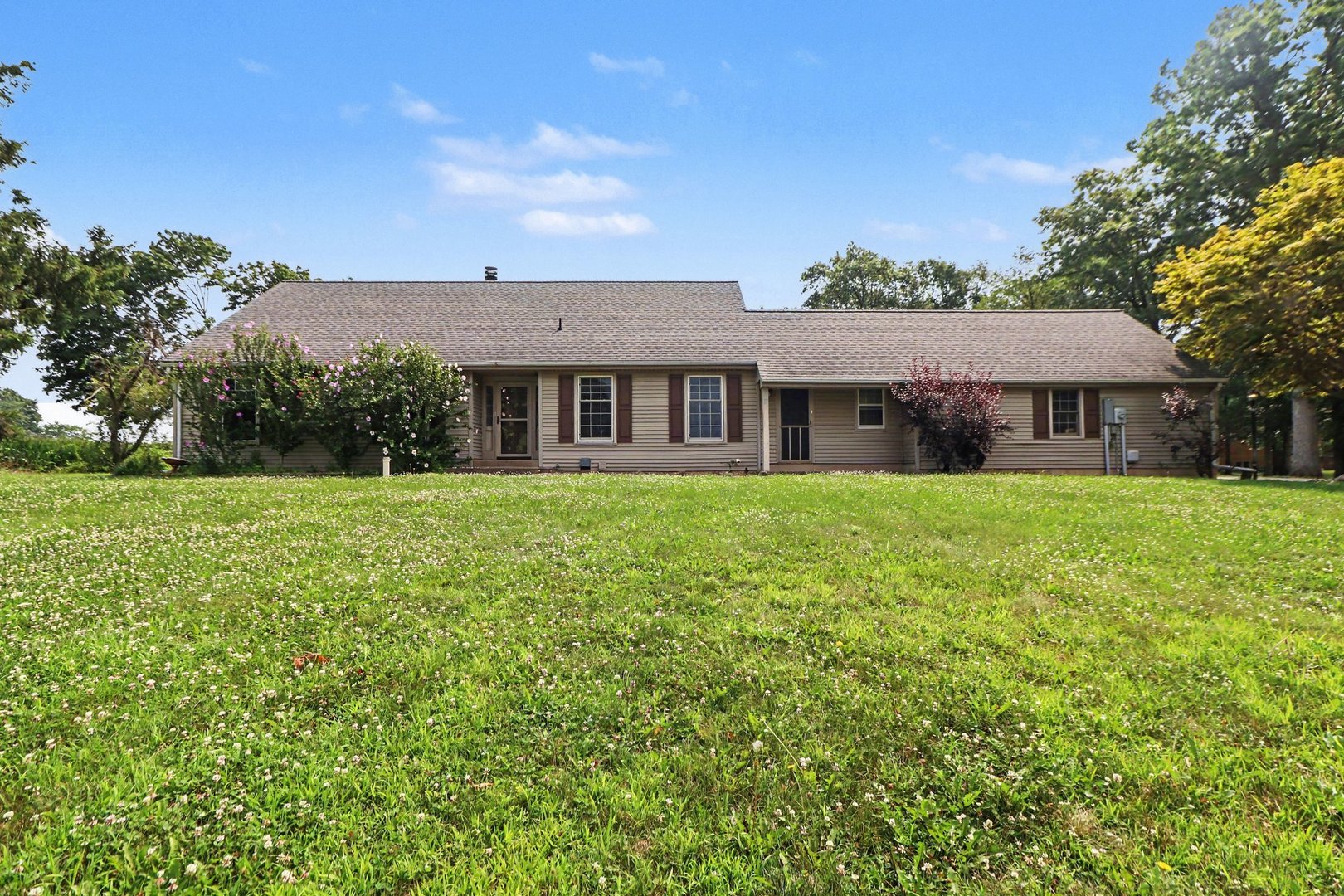 image of 11 S Sager Rd, Valparaiso, IN 46383 | MLS# 12714863