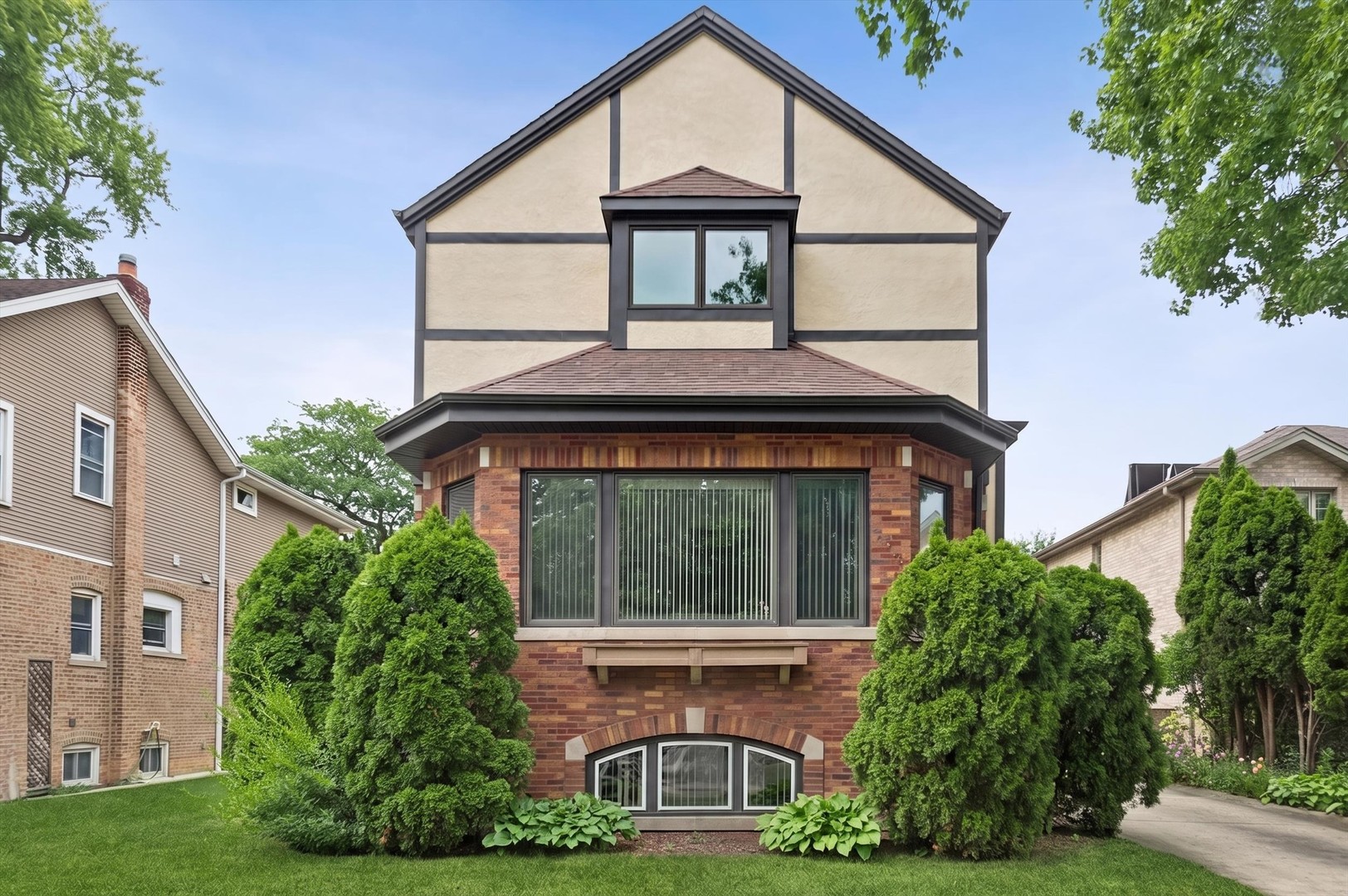 1st image of 7349 W Ibsen St, Chicago, IL 60631 | MLS# 12714885