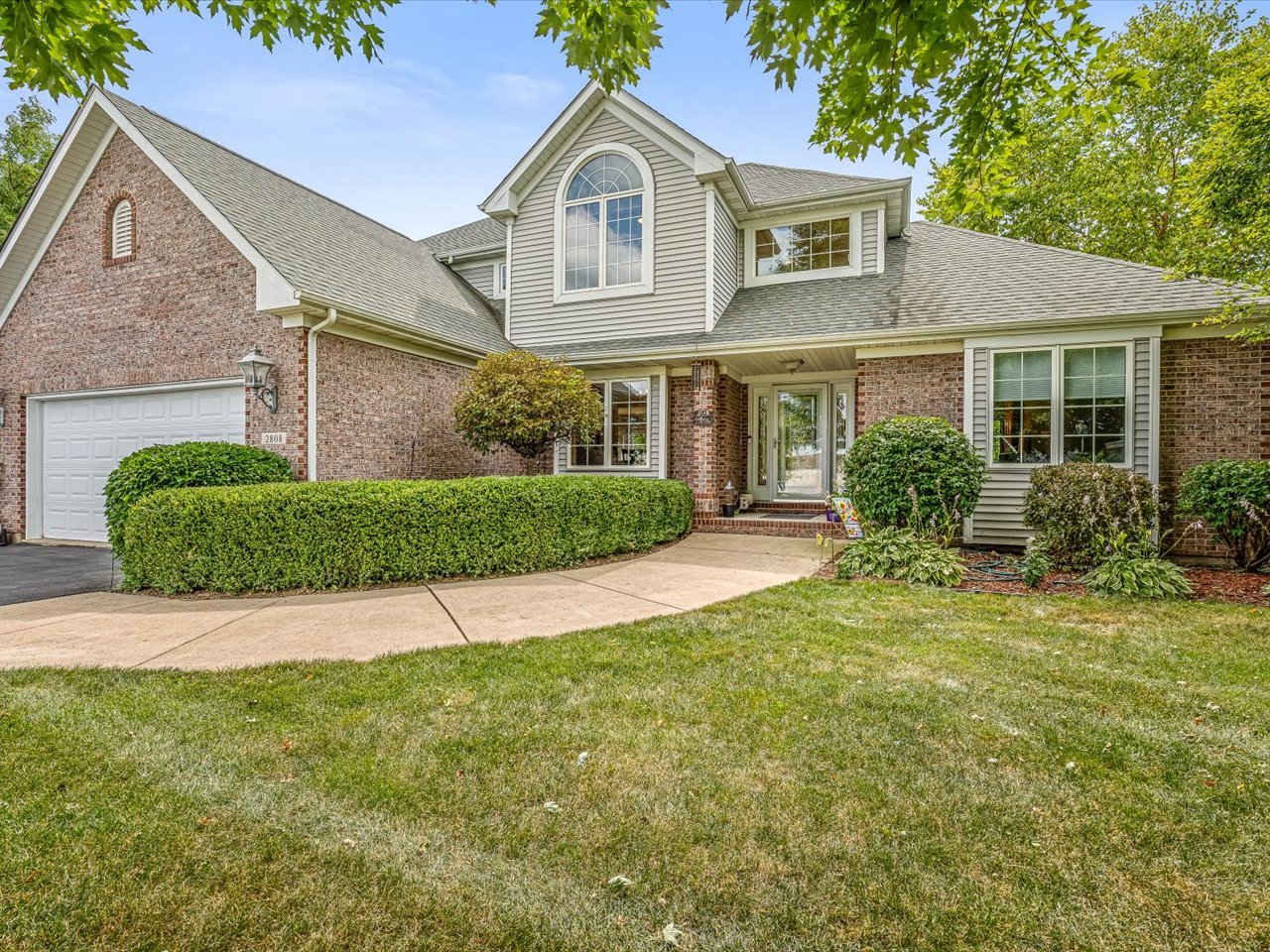 Homes for sale in Poplar Grove, IL | 2808 Stinson St, Poplar Grove, IL 61065 | MLS# 12714937