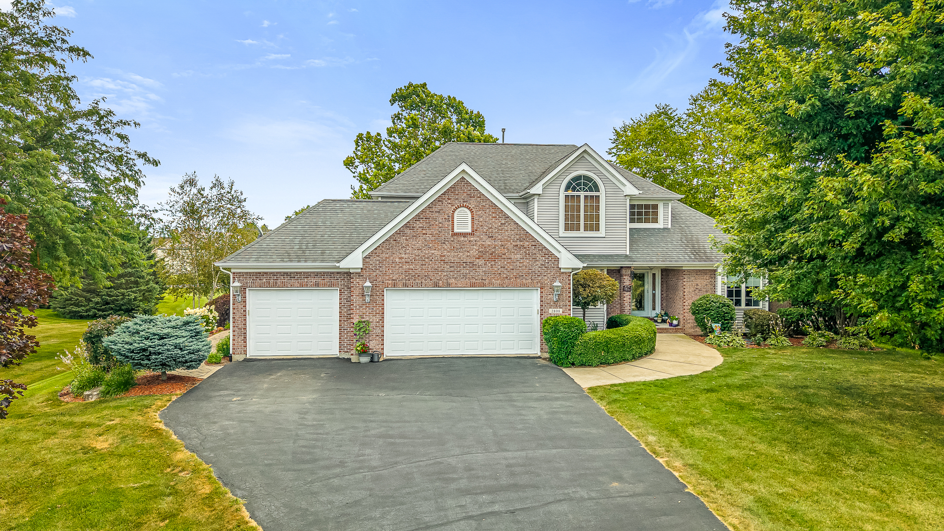Homes for sale in Poplar Grove, IL | 2808 Stinson St, Poplar Grove, IL 61065 | MLS# 12714937