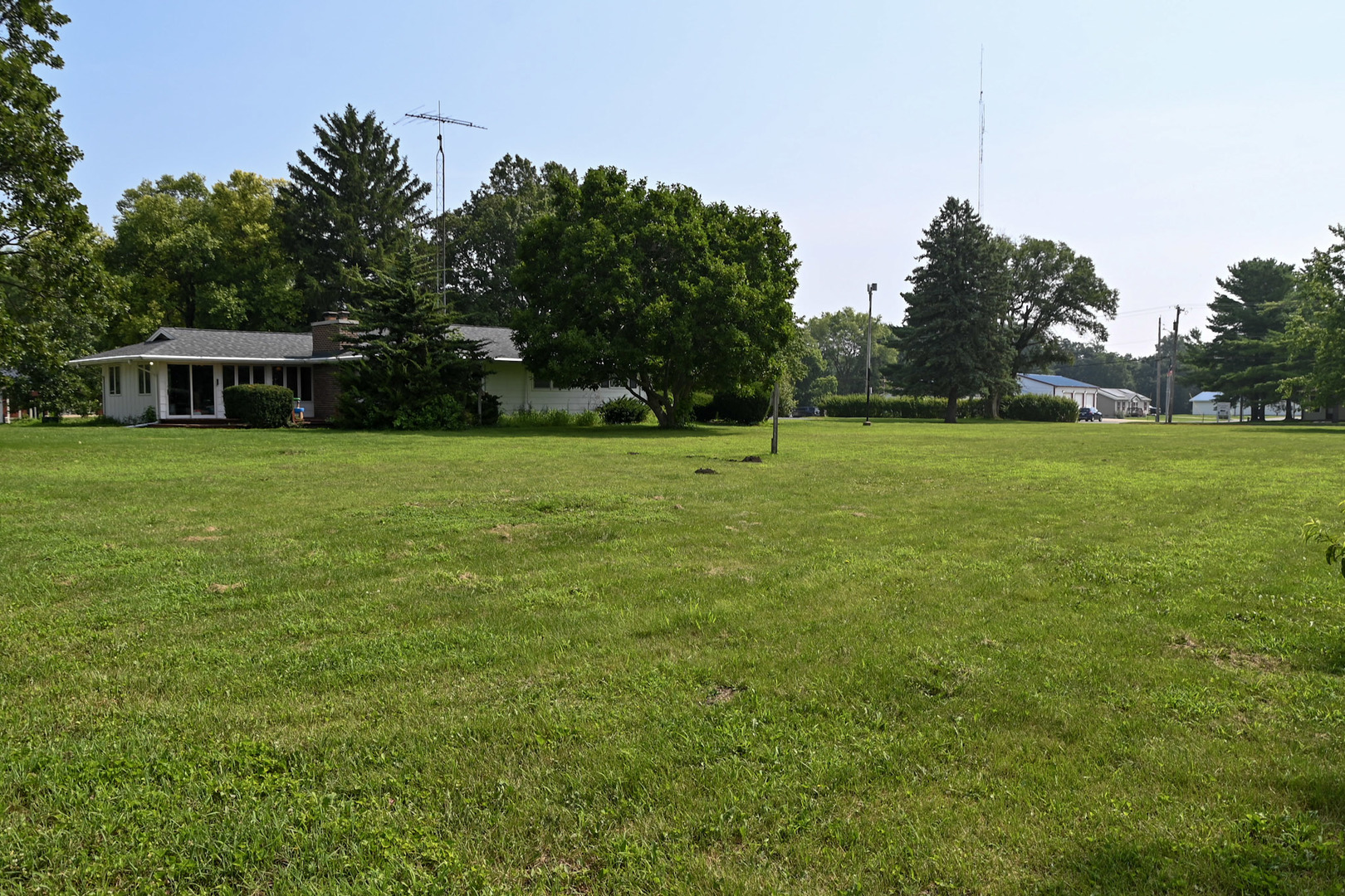 5th image of 621 S Oakwood St, Oakwood, IL 61858 | MLS# 12714938