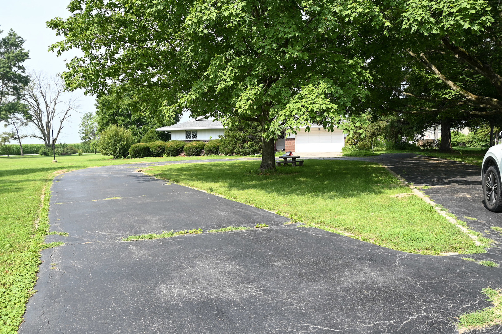 Homes for sale in Oakwood, IL | 621 S Oakwood St, Oakwood, IL 61858 | MLS# 12714938
