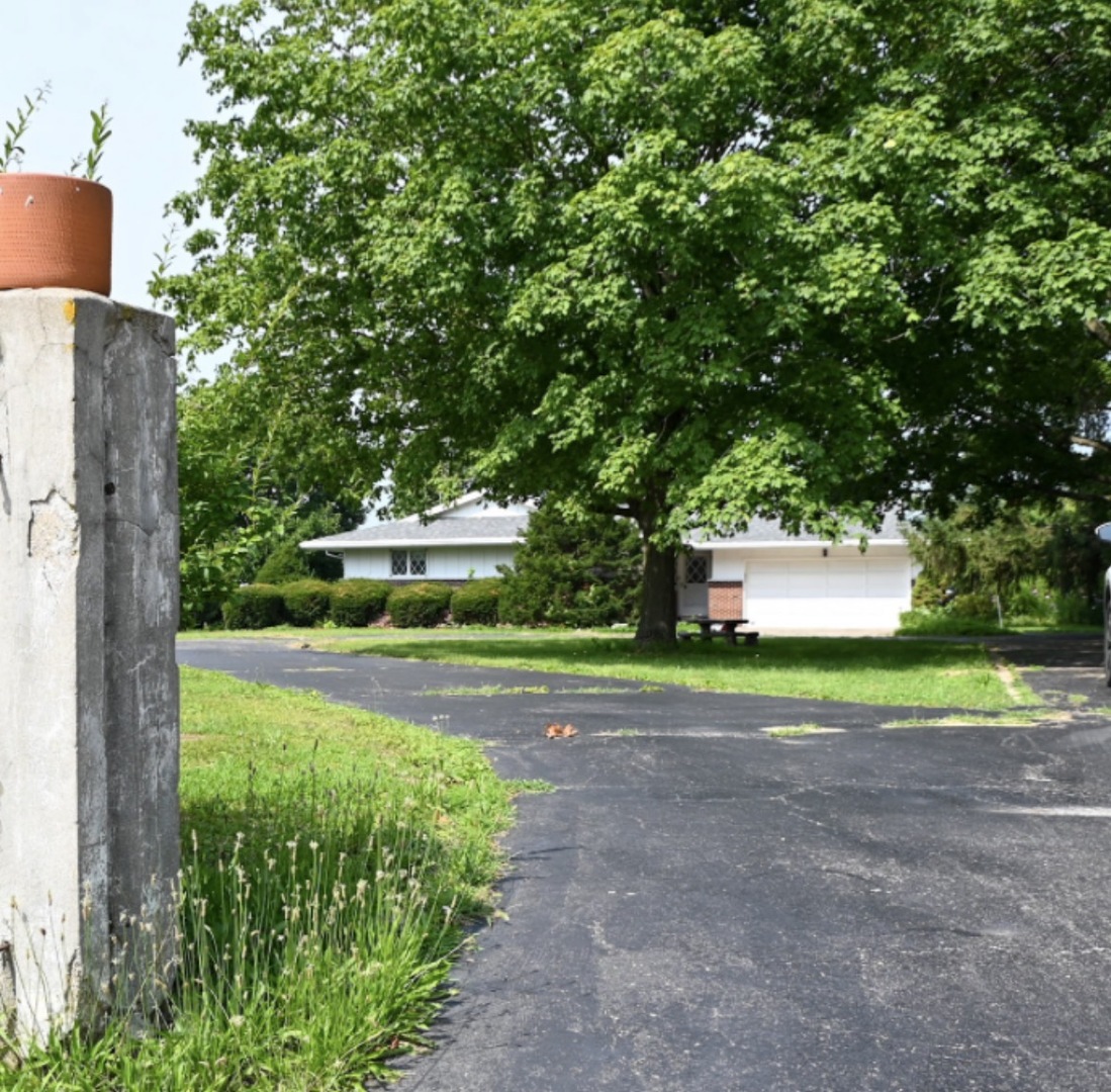 3rd image of 621 S Oakwood St, Oakwood, IL 61858 | MLS# 12714938