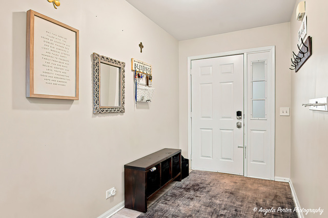 image of 526 Silver Aspen Cir, Crystal Lake, IL 60014 | MLS# 12714980