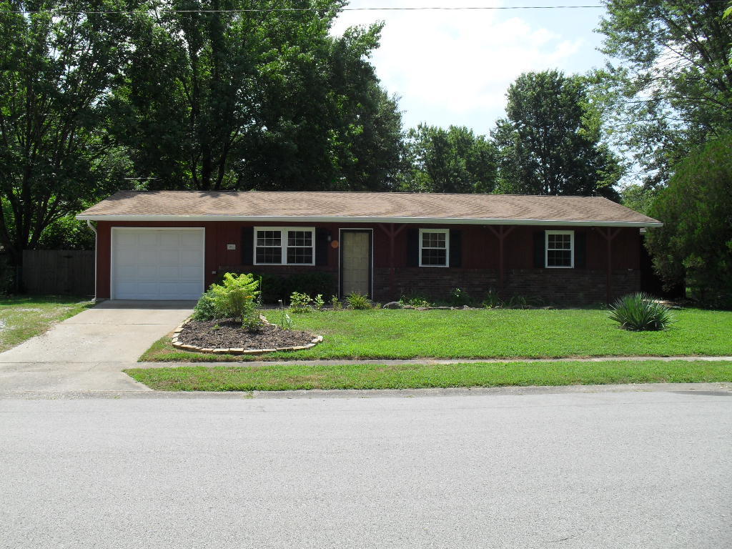 1st image of 2105 W Partridge Ln, Carbondale, IL 62901 | MLS# 12714983