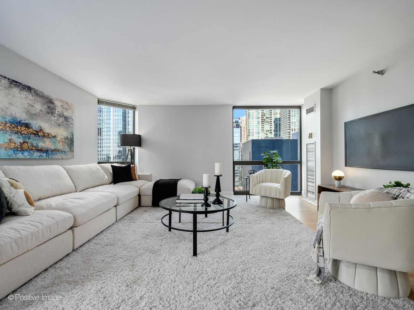 4th image of 70 W Huron St #1602, Chicago, IL 60654 | MLS# 12715095