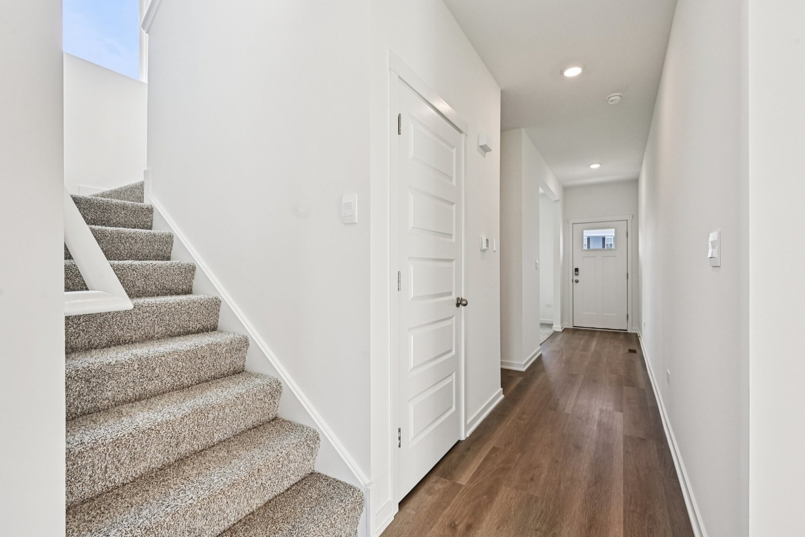 4th image of 989 Emerald Dr, Montgomery, IL 60538 | MLS# 12715128
