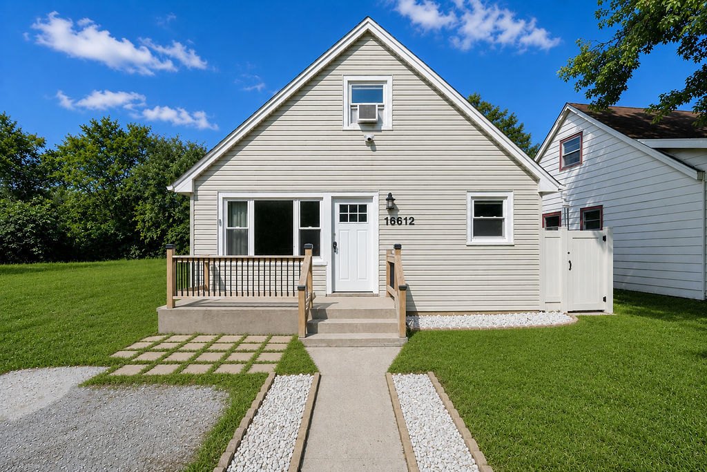2nd image of 16612 Geneva Dr, Harvey, IL 60426 | MLS# 12715263