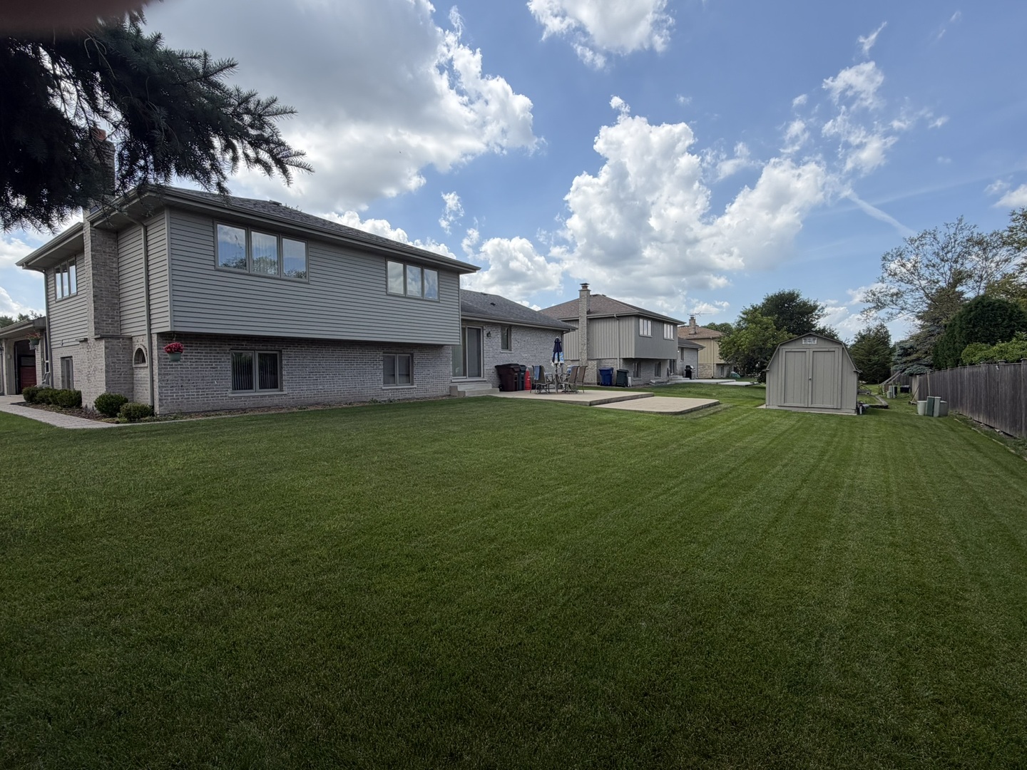 3rd image of 10708 Willow Ave, Mokena, IL 60448 | MLS# 12715275