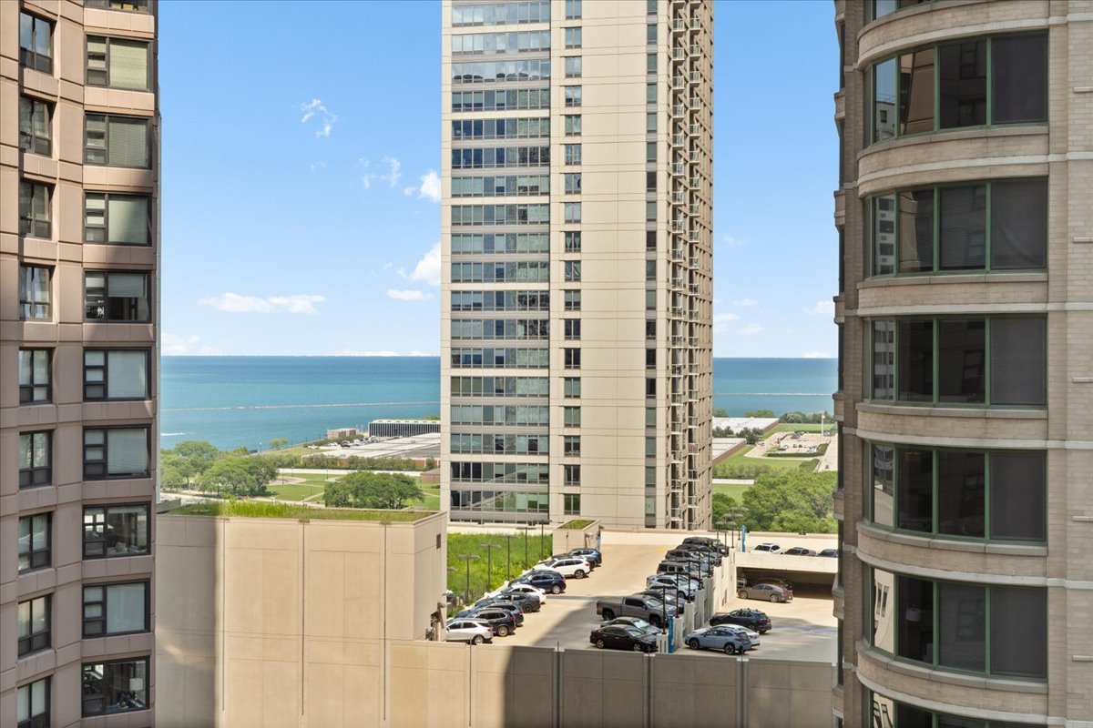 4th image of 400 E Ohio St #2003, Chicago, IL 60611 | MLS# 12715358