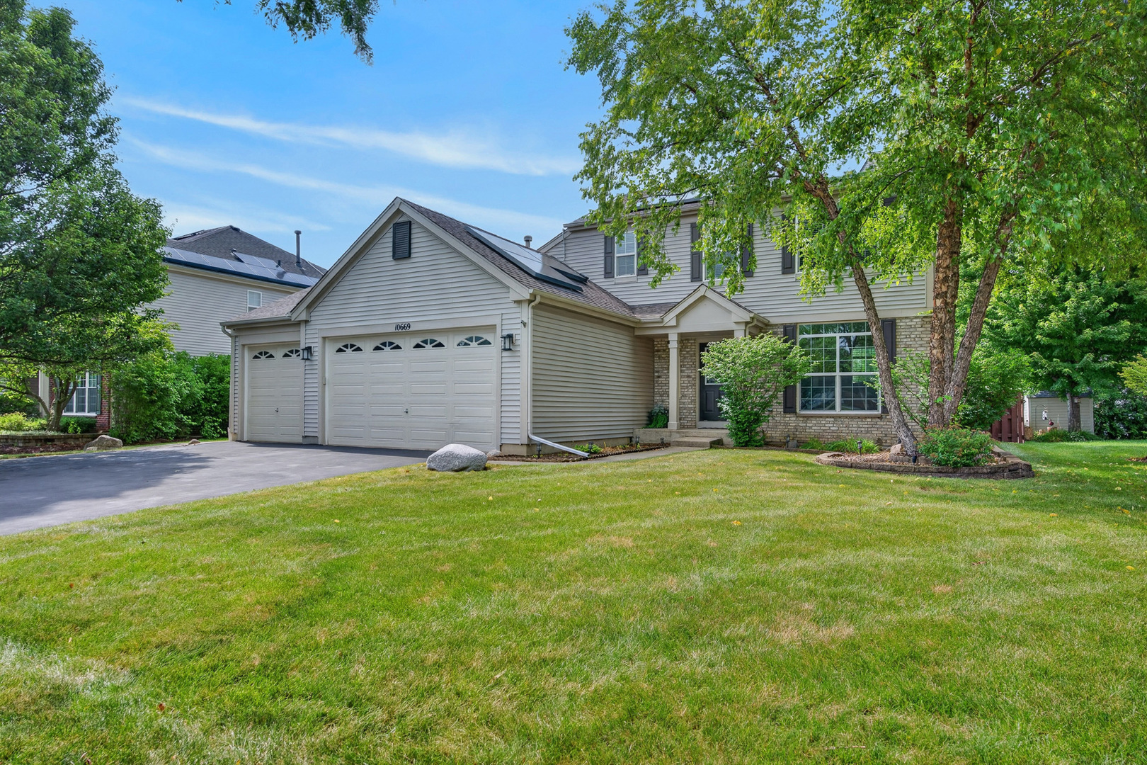 2nd image of 10669 Wheatlands Wy, Huntley, IL 60142 | MLS# 12715359