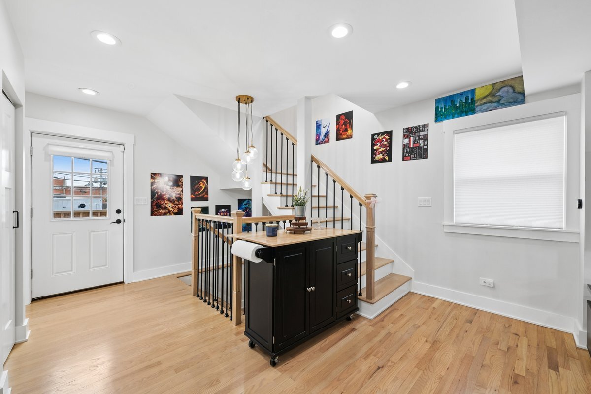 5th image of 5150 N Moody Ave, Chicago, IL 60630 | MLS# 12715381