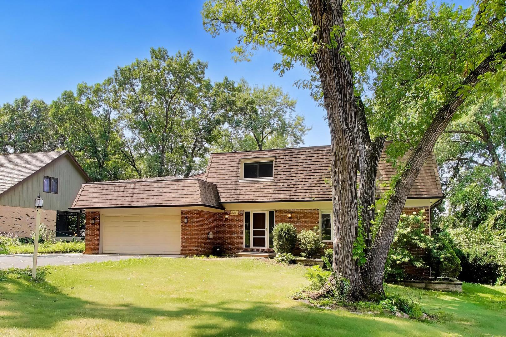 2nd image of 10s324 Hampshire Ln, Willowbrook, IL 60527 | MLS# 12715414