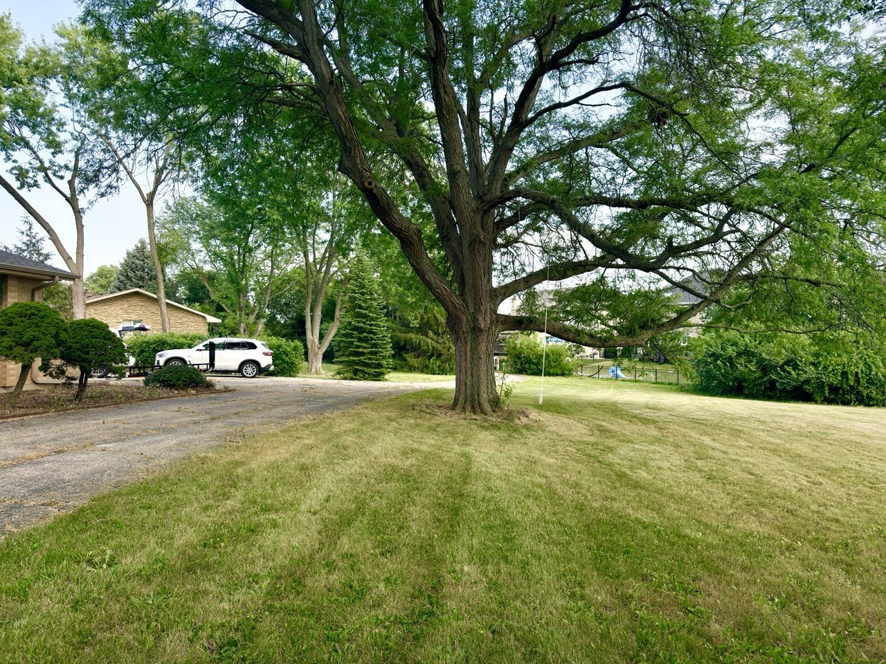 28th image of 7826 Dunham Rd, Downers Grove, IL 60516 | MLS# 12715424