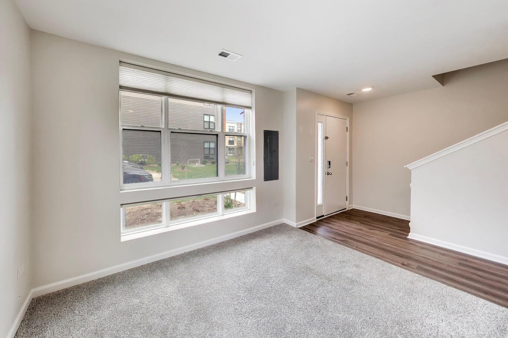 image of 331 Summit Cir, Lombard, IL 60148 | MLS# 12715437