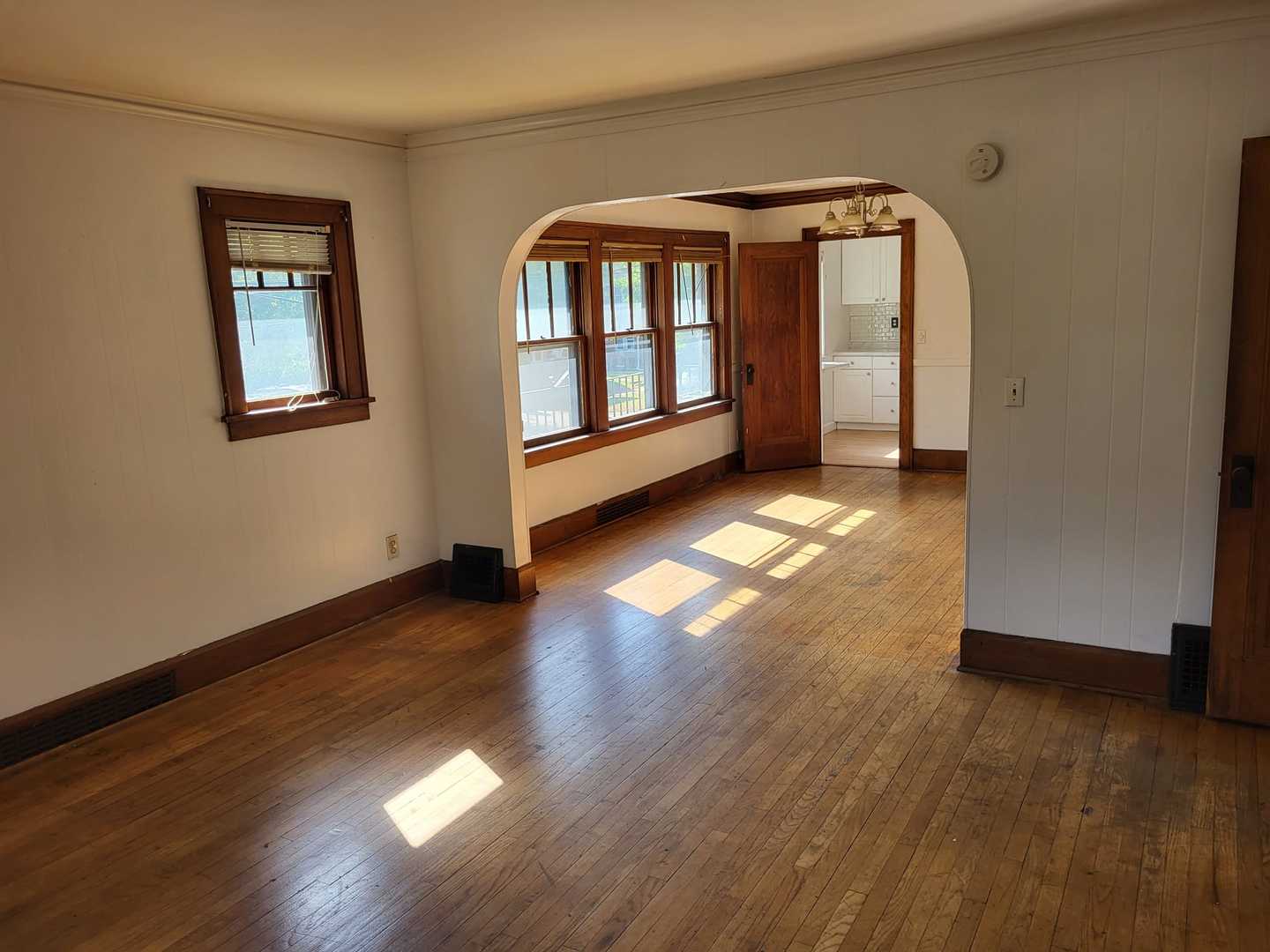 4th image of 1402 N Church St, Rockford, IL 61103 | MLS# 12715445