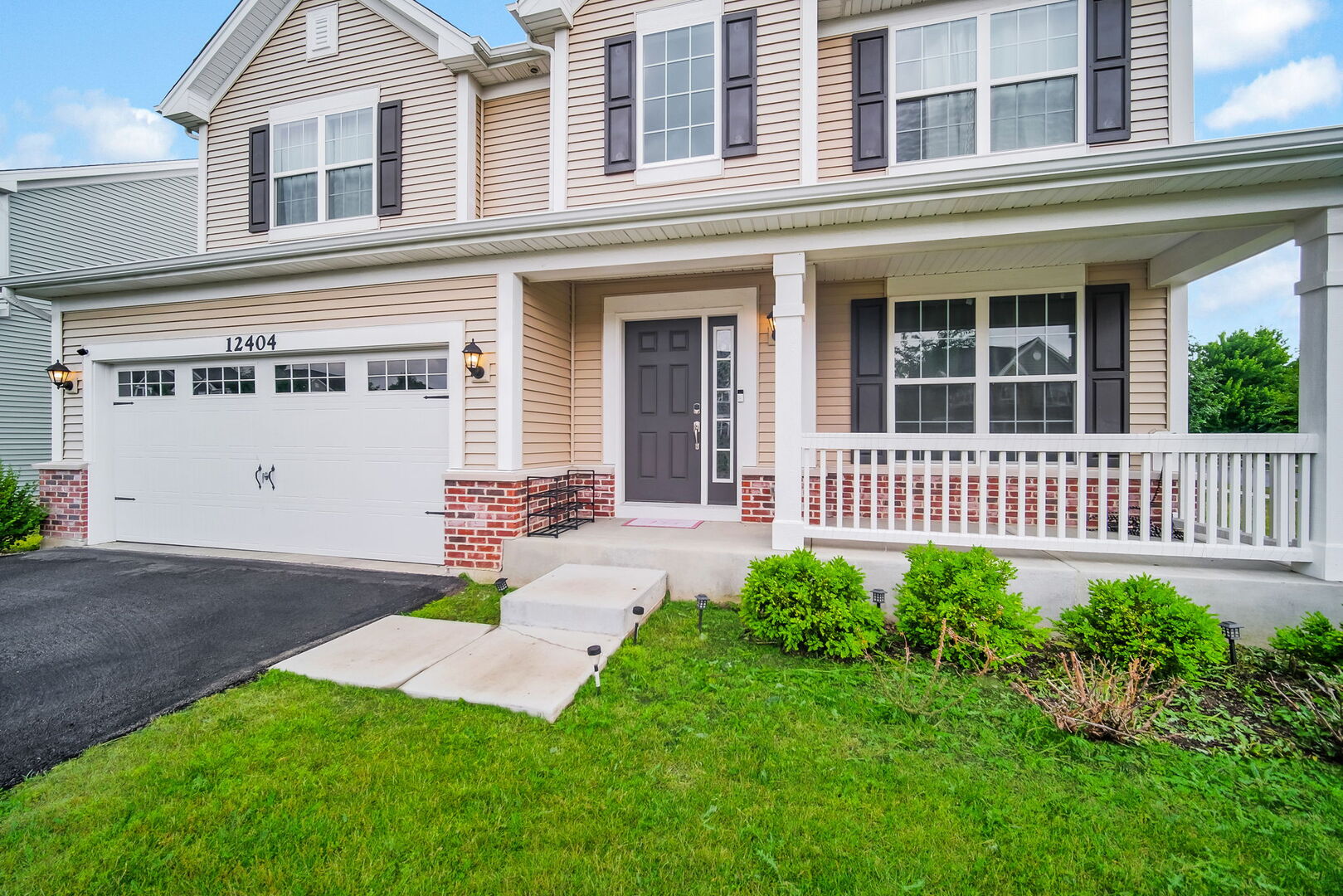 2nd image of 12404 S Blue Water Pkwy, Plainfield, IL 60585 | MLS# 12715462