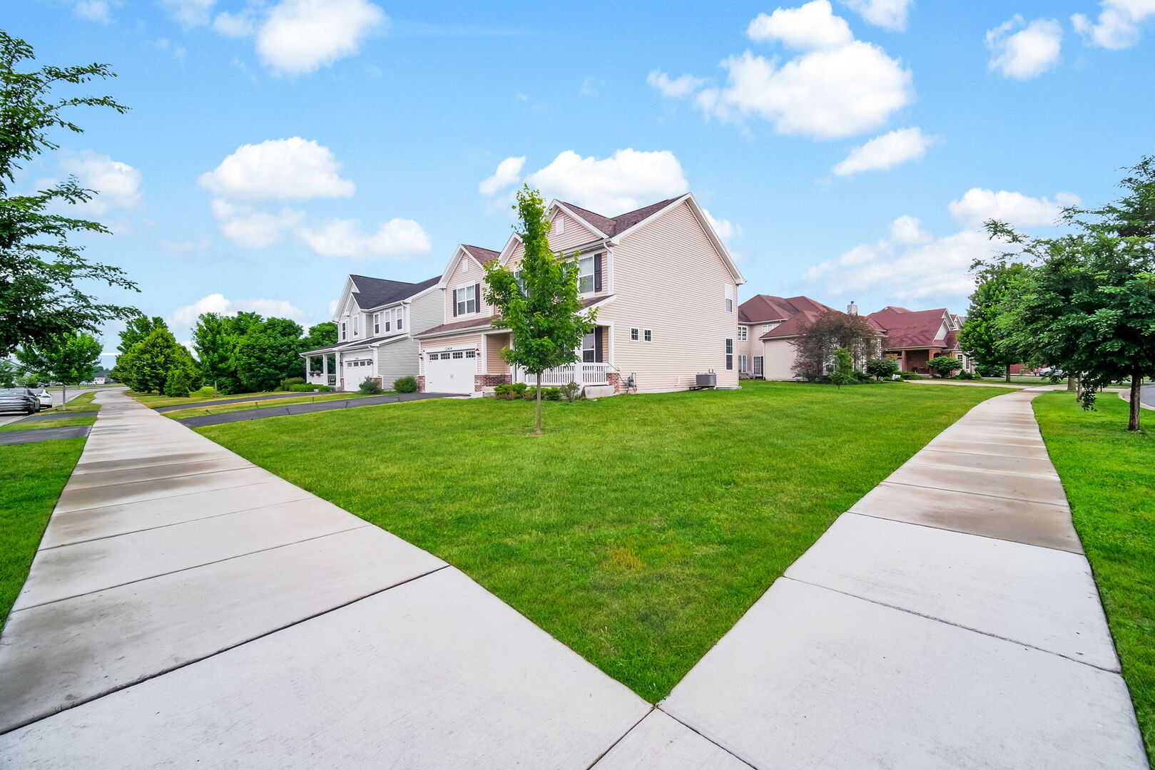 53rd image of 12404 S Blue Water Pkwy, Plainfield, IL 60585 | MLS# 12715462